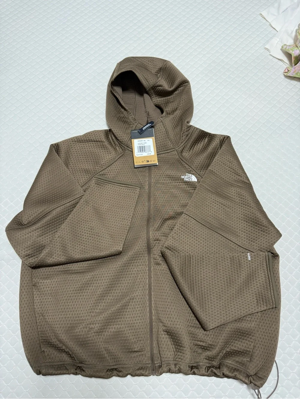 New with tags. The North Face Dorknit Thermal Full Zip Hoodie XL